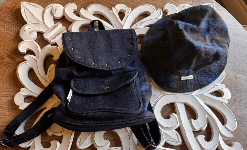 Vintage Y2K Mary Kate & Ashley Olson Mini Backpack And Bucket Hat Set Blue Plaid